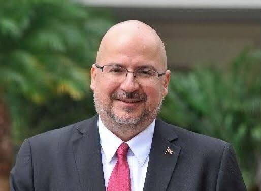 Mag. Mauricio Herrera Ulloa 
